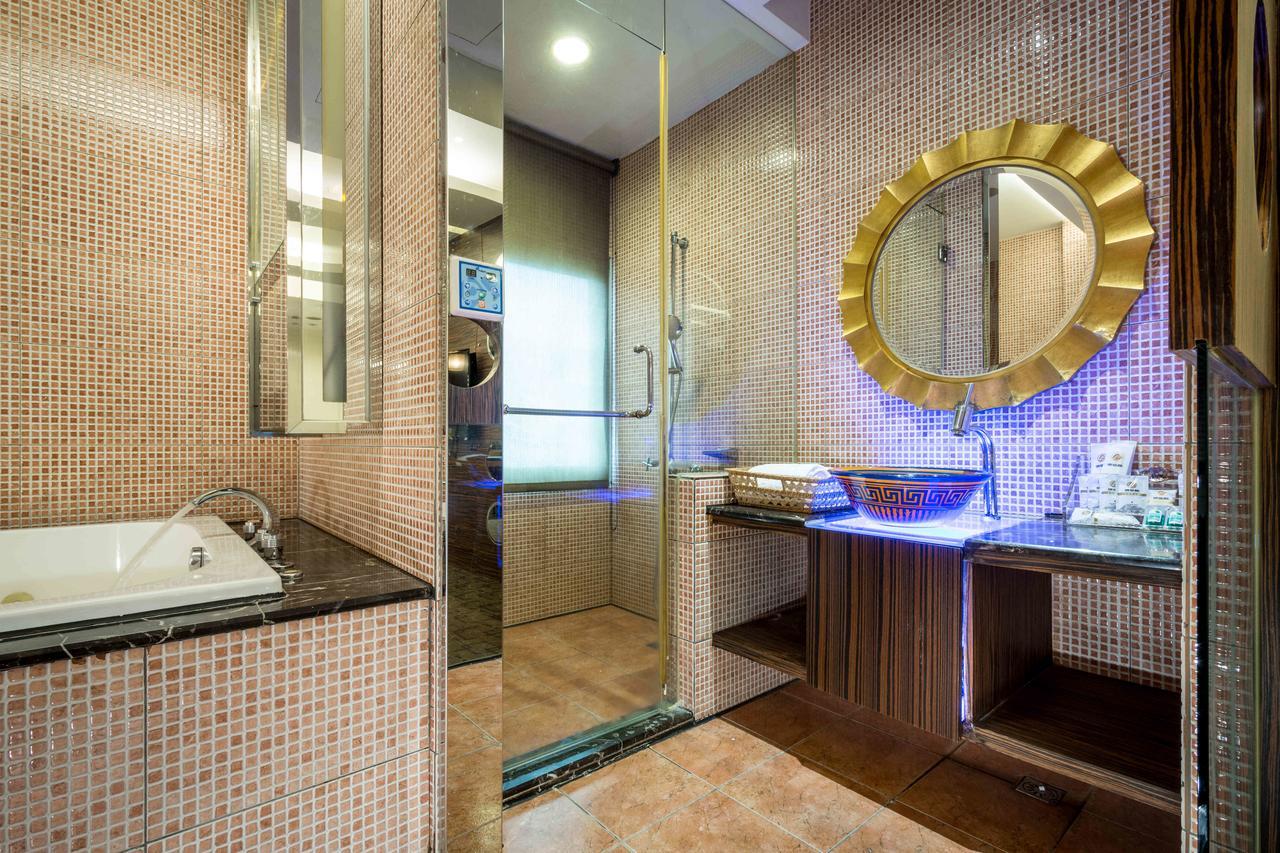 Uline Motel Taipei Exterior photo